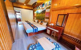 Dong Van Cliffside House
